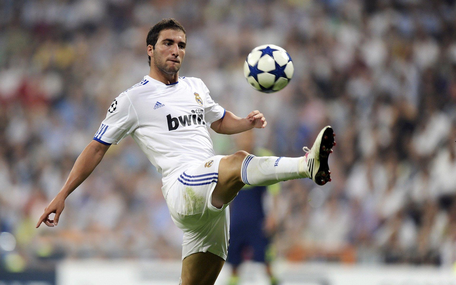 传奇谢幕，著名球星盛大的退役仪式感动全球球迷