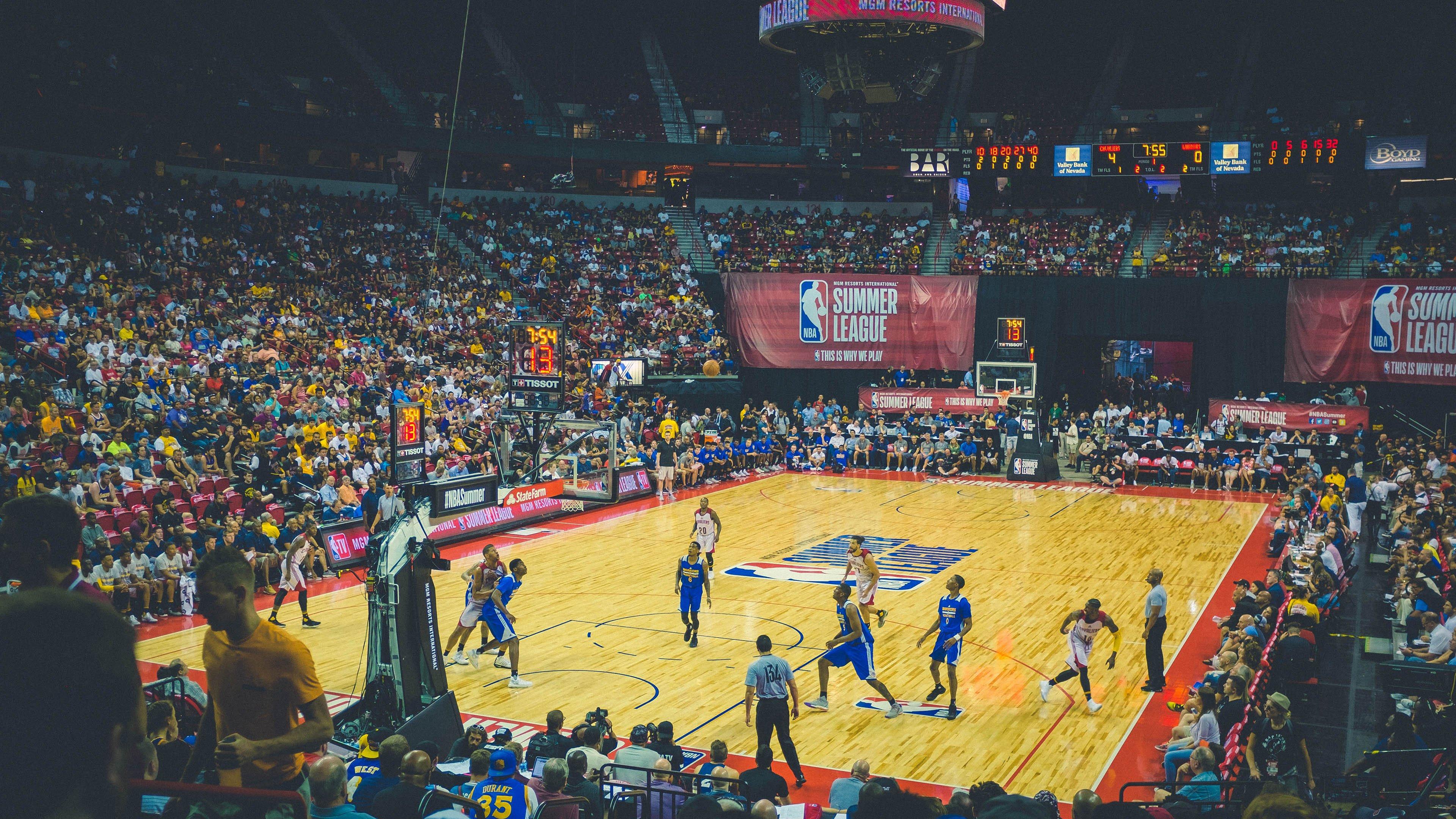 全国羽毛球锦标赛落幕,新星闪耀老将坚守